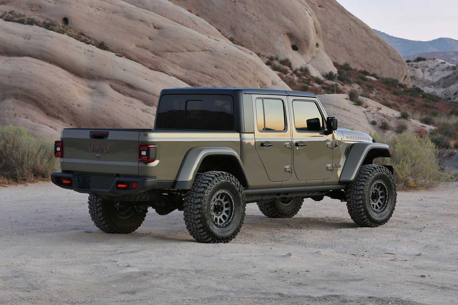 202023 Jeep Gladiator Mojave 4WD 2" Trail Lift Kit w/ Shock