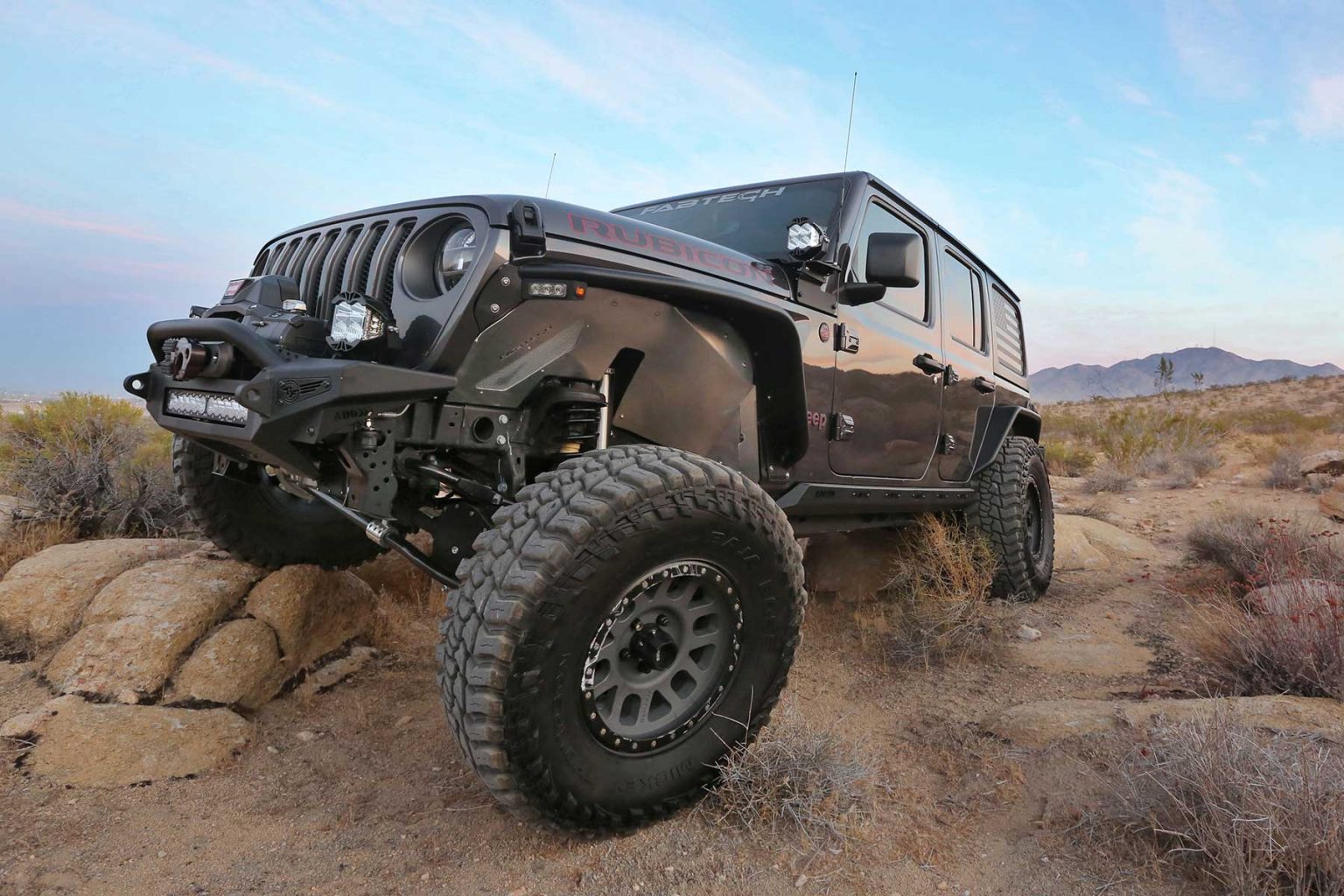 2020 23 Jeep Gladiator Mojave Fenders Fabtech®